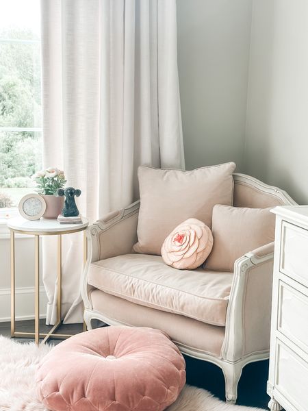 Doesn’t every bedroom need a cozy sitting spot?!

#LTKhome #LTKkids