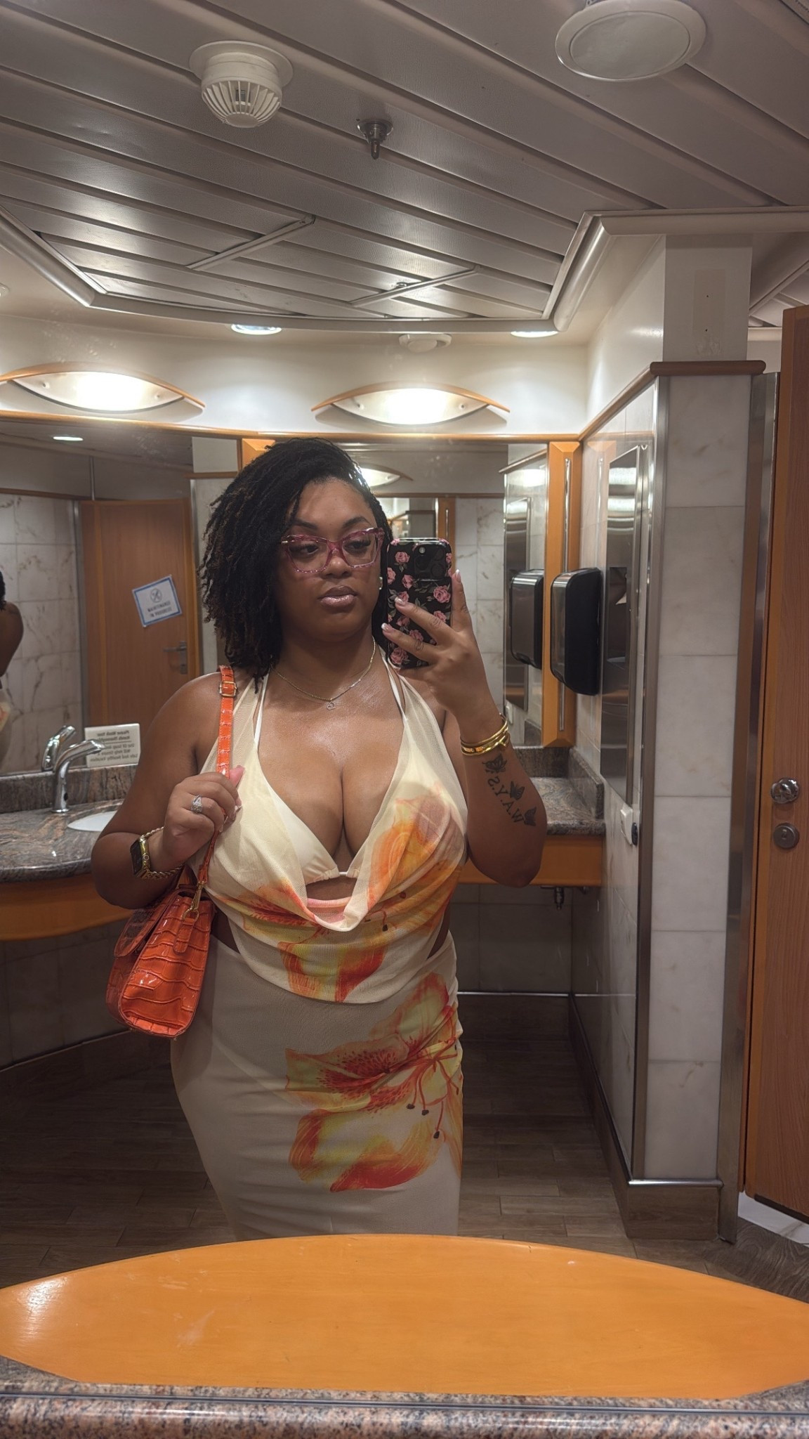 Cute floral swim suit with coverup

#LTKgrwm #LTKTravel #LTKootd