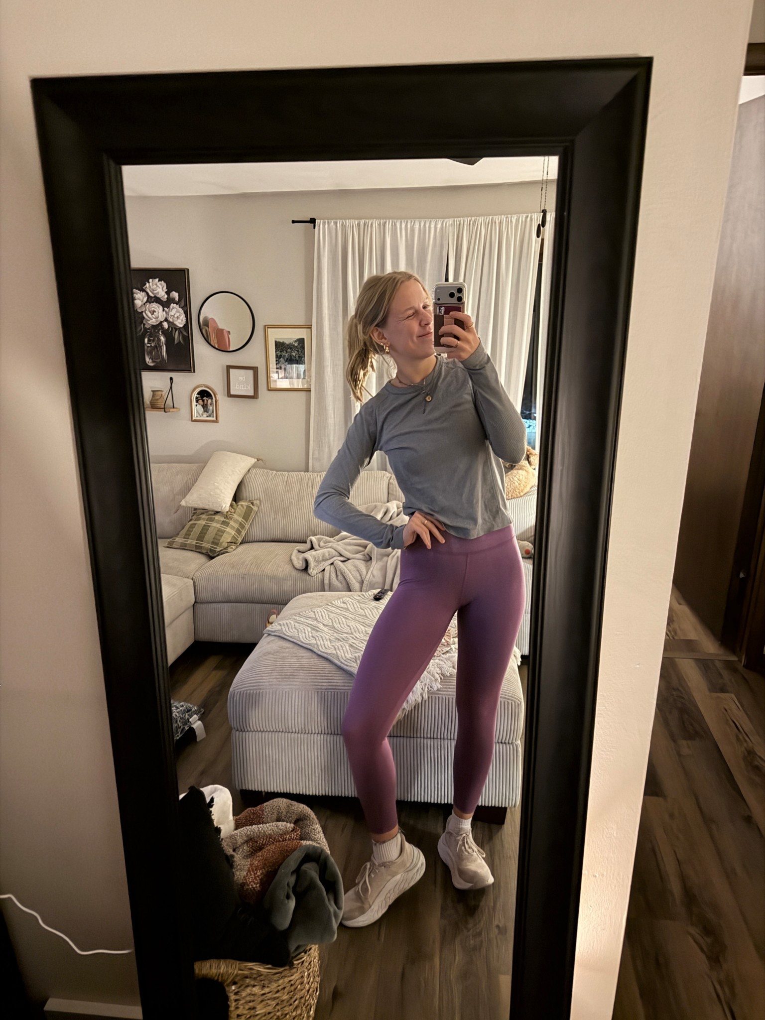 Today’s Old Navy workout set—02.09.26 💜🦵🏼

size medium in sports bra
size small in leggings
size 9 in white New Balance shoes
*socks are from Old Navy :)

Old Navy finds, Old Navy deals, Old Navy sale, Old Navy fashion, Old Navy activewear, Old Navy sports bra, Old Navy leggings, purple set, purple workout set, SoComfy set, New Balance shoes, white running shoes

#LTKfitnessgoals #LTKActive #LTKootd