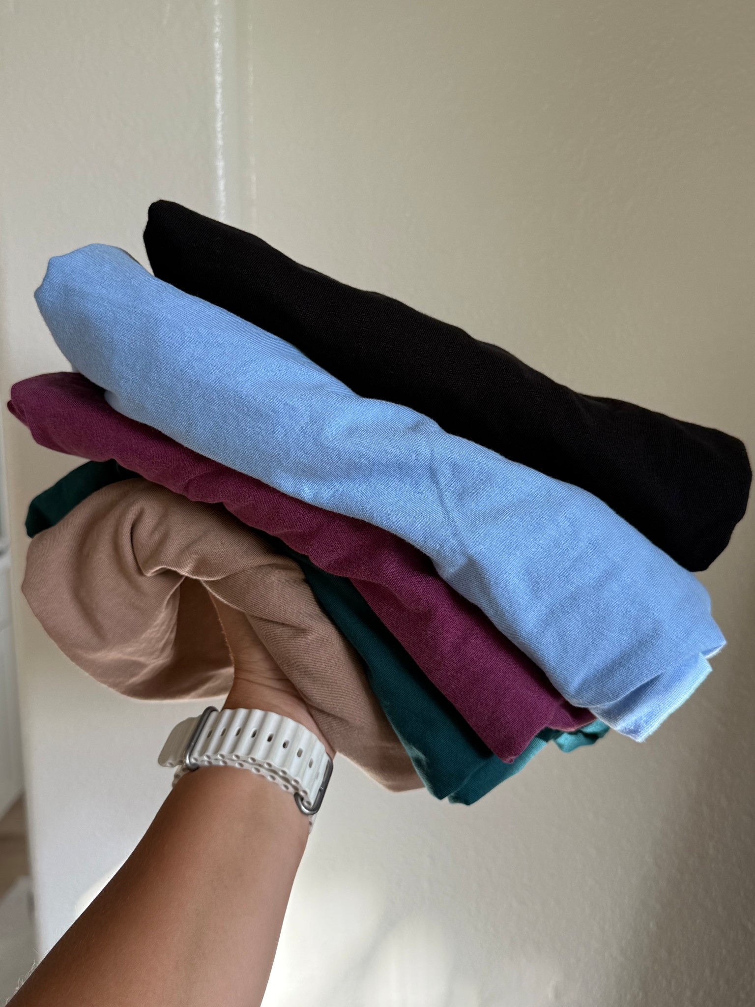 On sale! Oversized tees from Old Navy! 🤌🏻

#LTKSaleAlert #LTKActive #LTKFindsUnder50