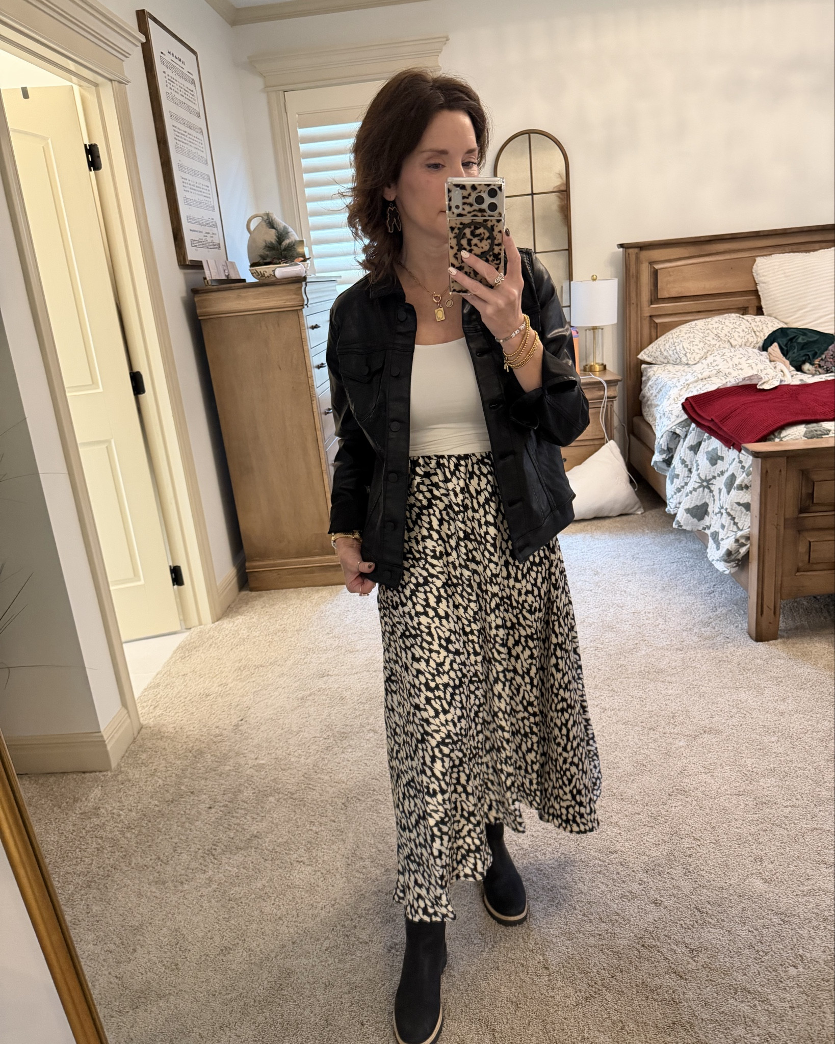 🤍🖤🤍🩶 love this look from @Maurices 

#LTKStyleTip #LTKPetite #LTKFindsUnder50