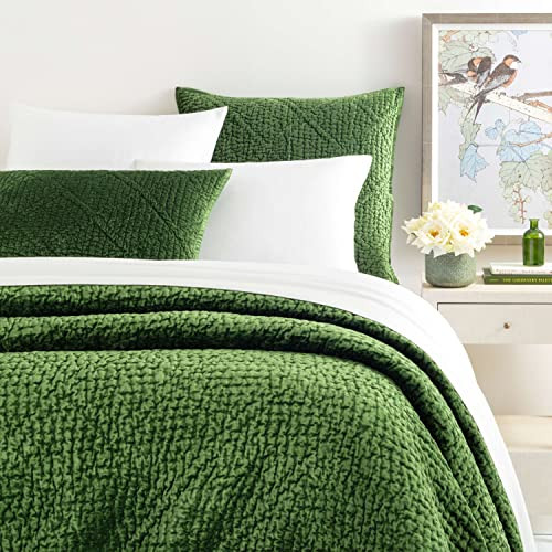 Pine Cone Hill Parisienne Velvet Evergreen Quilt, King Size, Green Solid Pattern | Amazon (US)