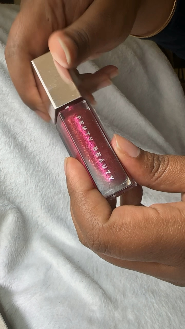 Fenty Beauty Fuchsia Flex will always be that girl 😻

#LTKSeasonal #LTKVideo #LTKSummerSales