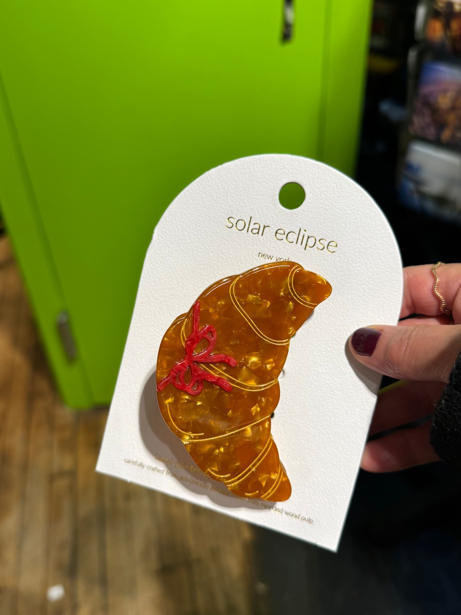 the cutest hair clip 🎀🥐

#LTKHoliday #LTKFindsUnder50 #LTKGiftGuide