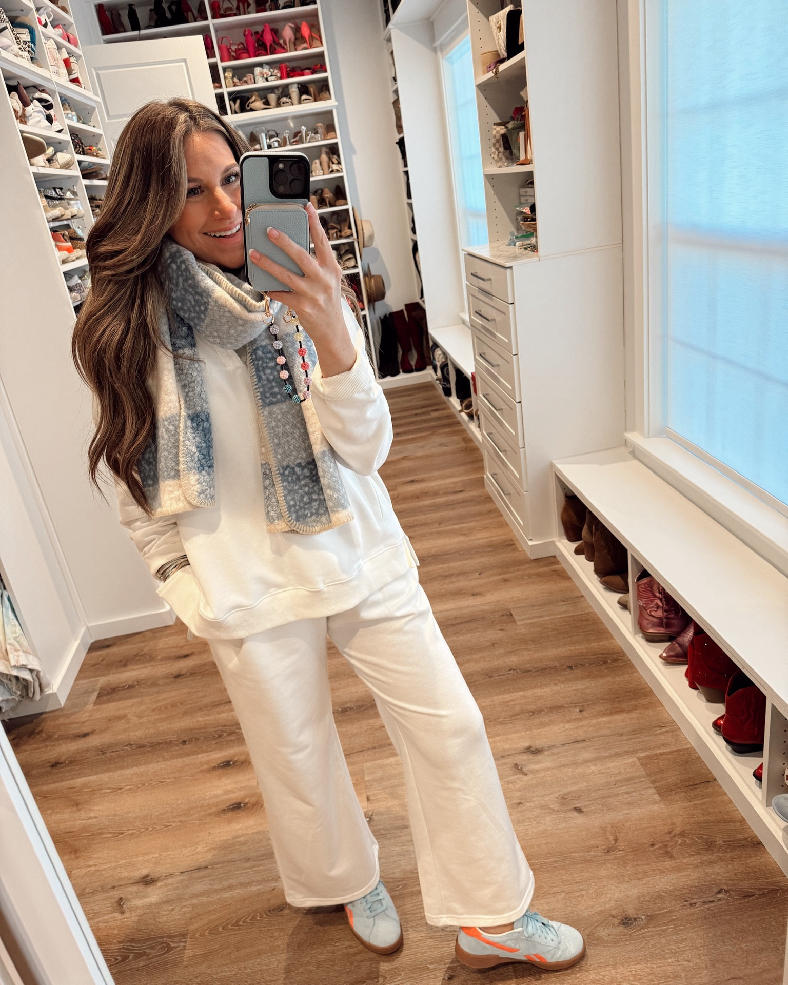 In a large 2 piece set with v neck sweatshirt and wide leg pants for postpartum outfit - fits tts.

#LTKBaby #LTKFindsUnder50 #LTKStyleTip