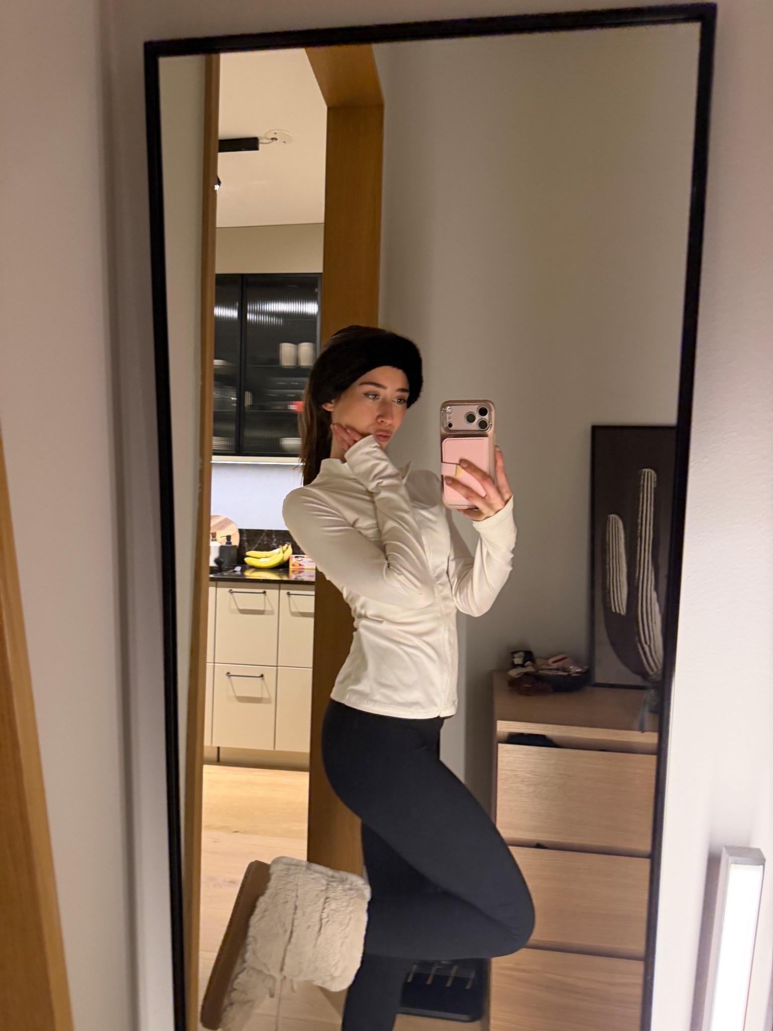 Winter workout outfit 🤍🐻

#LTKootd #LTKWorkwear #LTKfitnessgoals