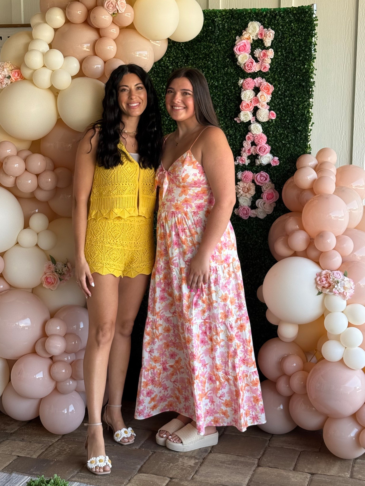 🌼🌼🌼

I’m wearing a small in the shorts and medium in the top. 

#ltktarget 

#LTKFindsUnder100 #LTKSeasonal #LTKSaleAlert