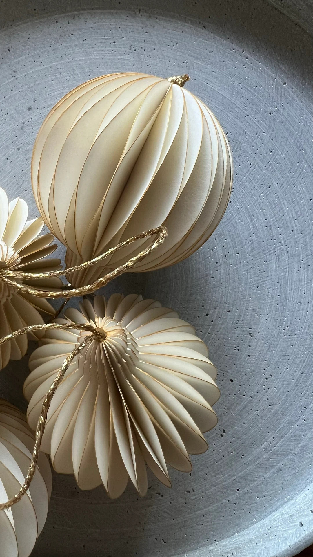 Honeycomb Christmas Paper Ornament - Etsy | Etsy (US)