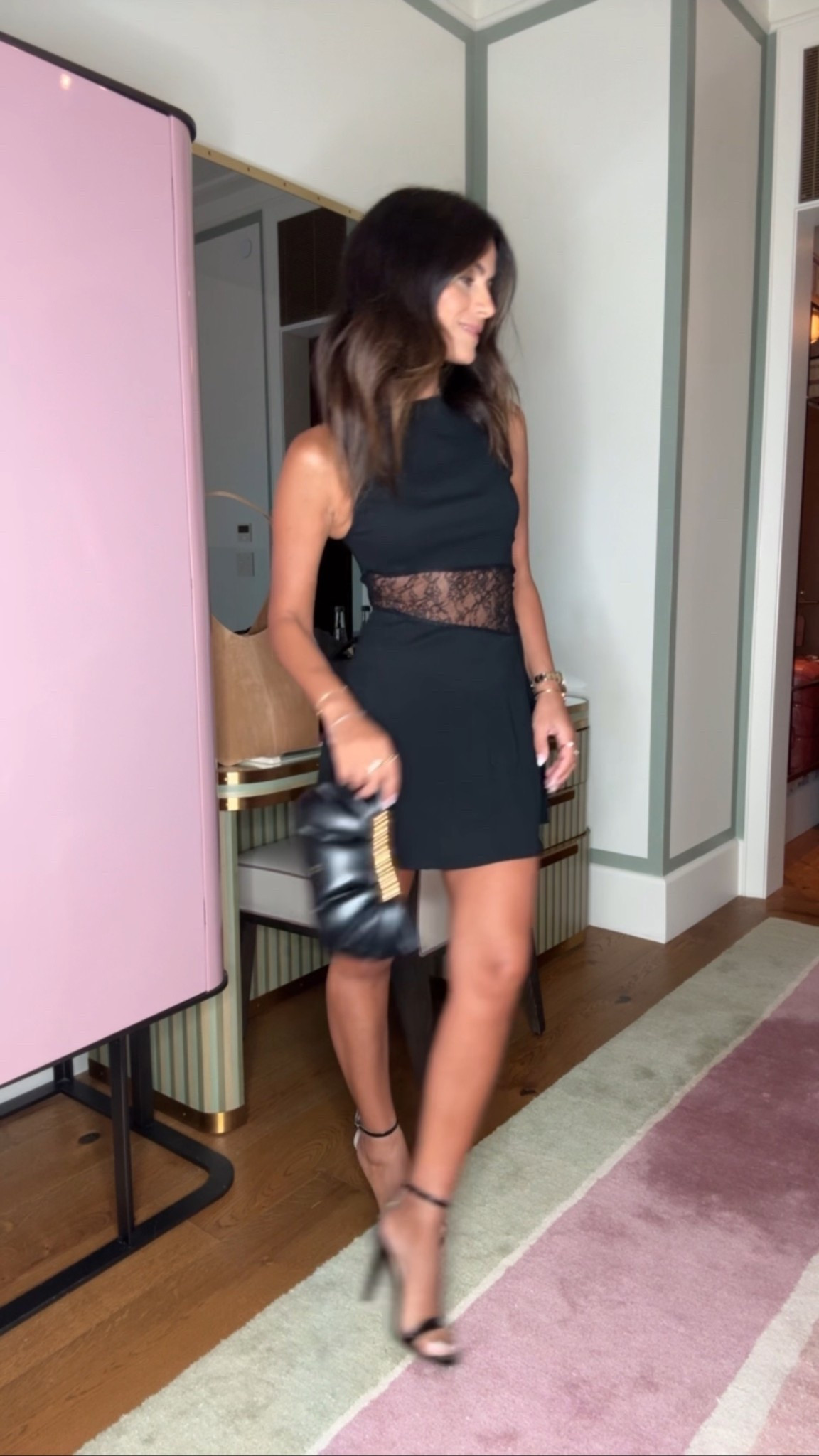 🖤

#LTKFindsUnder50 #LTKNYFW #LTKTravel