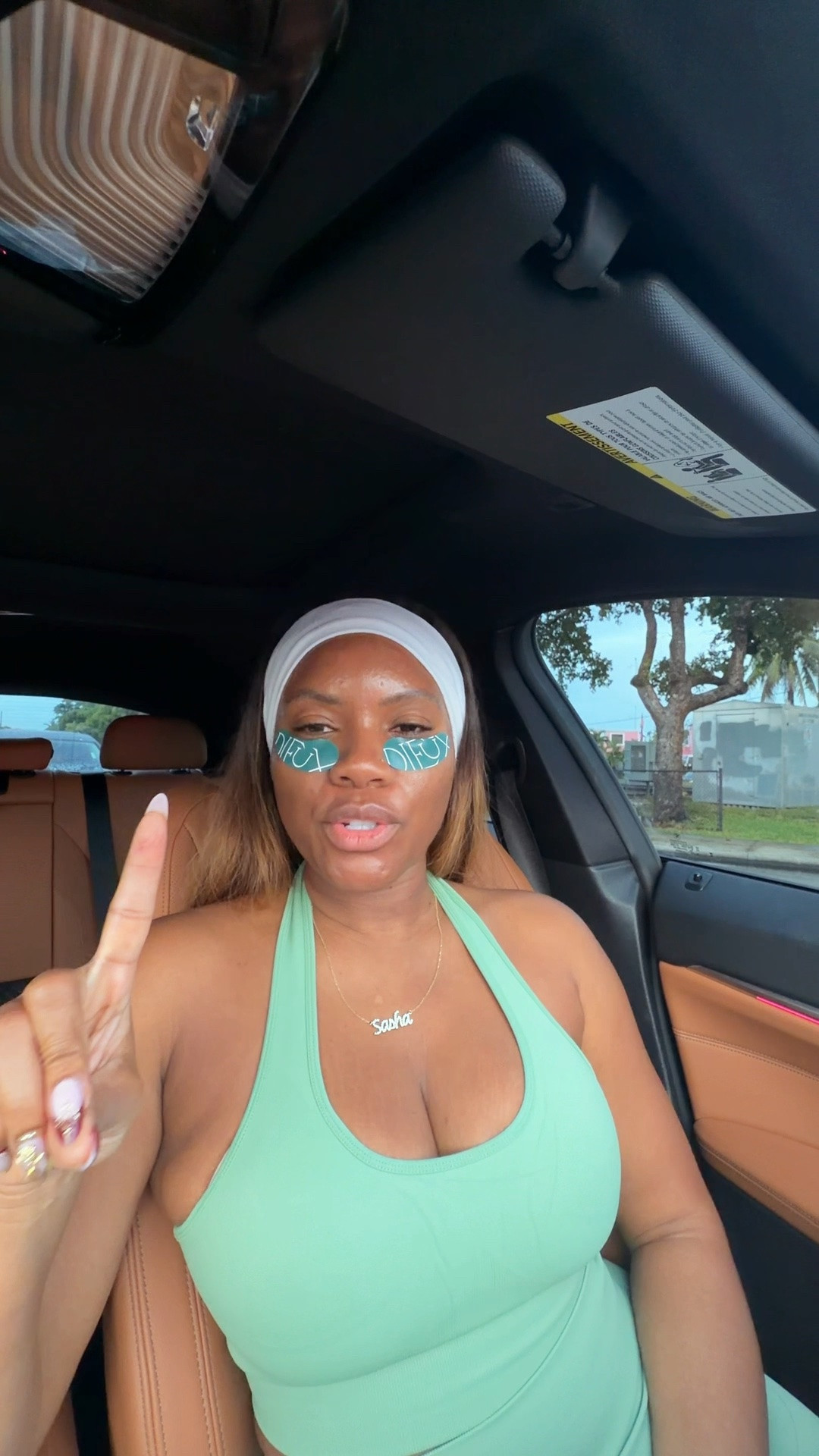 Today I’m sharing my full workout routine, starting with an upper body strength session and finishing with Pilates. I also talk about taking OxyStrand before my workout and how it fits into my routine.

If you’re on a weight loss journey, building strength, or looking for realistic fitness motivation, this one’s for you. Remember that supplements work best alongside consistent training, good nutrition, and proper recovery.

Save this workout for your next gym day and follow for more fitness, wellness, Pilates, and healthy lifestyle content.

#LTKdayinmylife #LTKfitnessgoals #LTKootd