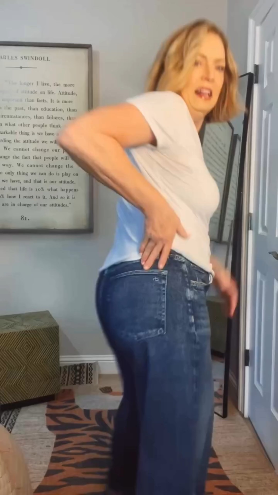 This might’ve been Day 17, actually. I’m losing count, but I do know I’m doing this until March 20th. 💐 Turns out, there are some really great things in my closet. ☺️ 

#whoknew #shoppingmycloset #shopmyclosetuntilspring #ootd #midlifestyle