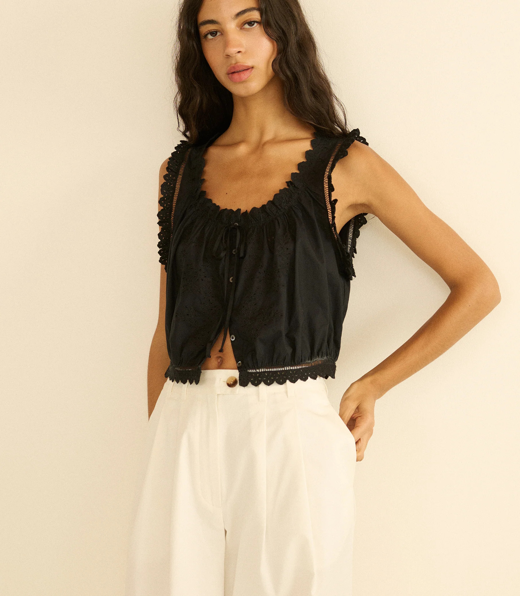 Traveler Top - Black | DÔEN | DOEN