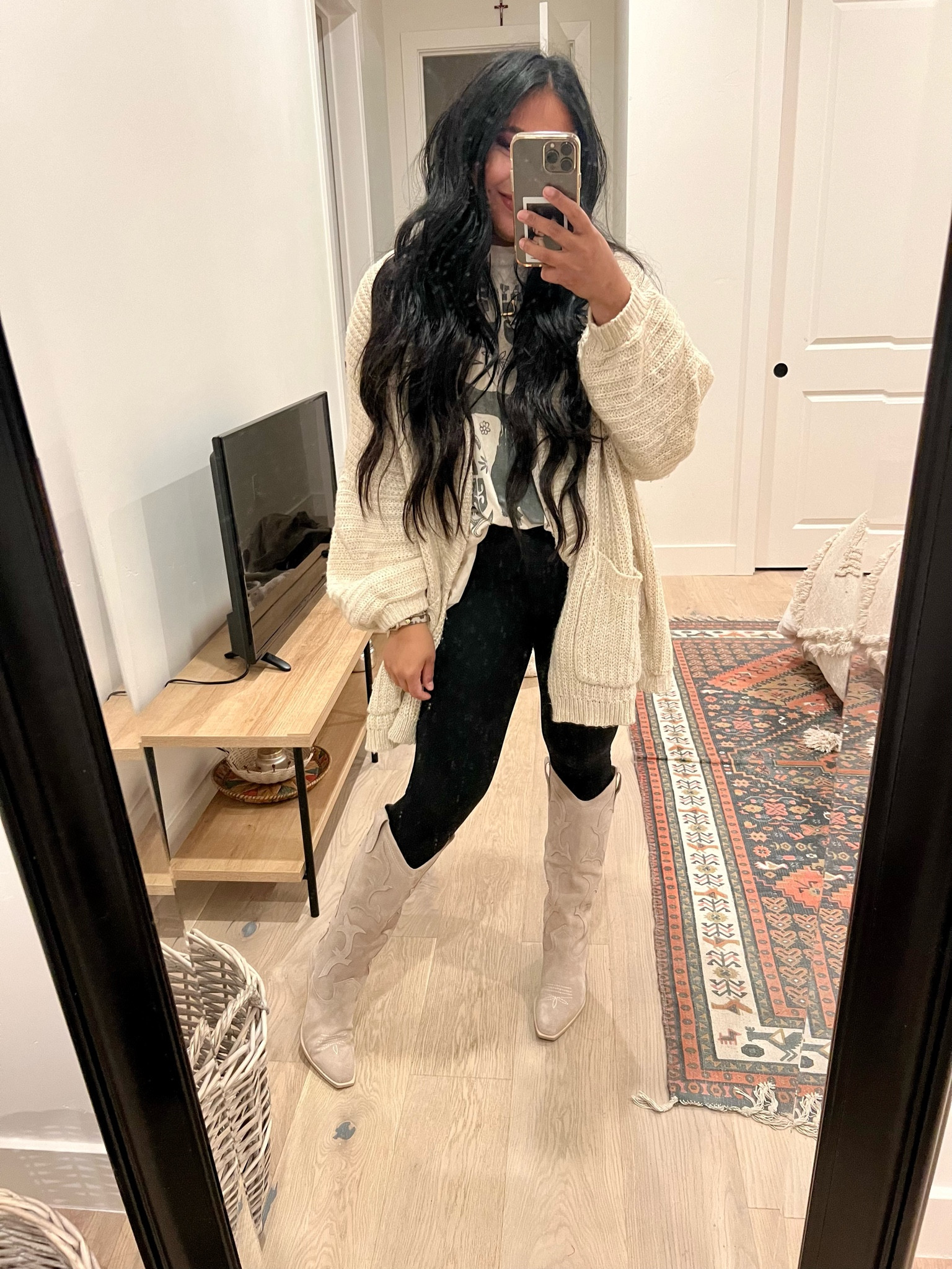 Free people 
Outfit of the day 

#LTKHoliday #LTKSeasonal #LTKGiftGuide