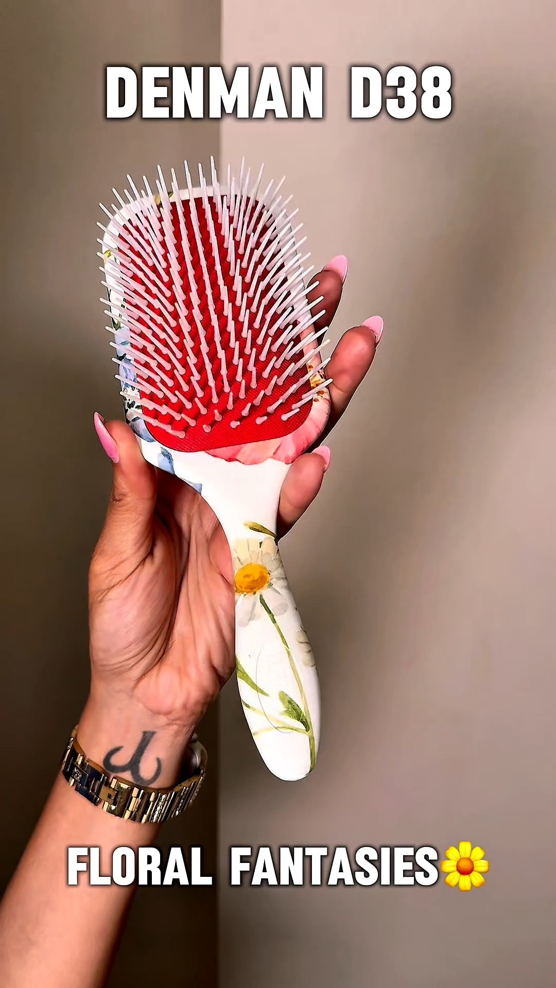 Trying the highly recommended D38 styling and detangling brush by Denman! This floral pattern is so GORG perfect for spring😍🌼 #spring #denman #haircare

#LTKSaleAlert #LTKselfcare #LTKBeauty