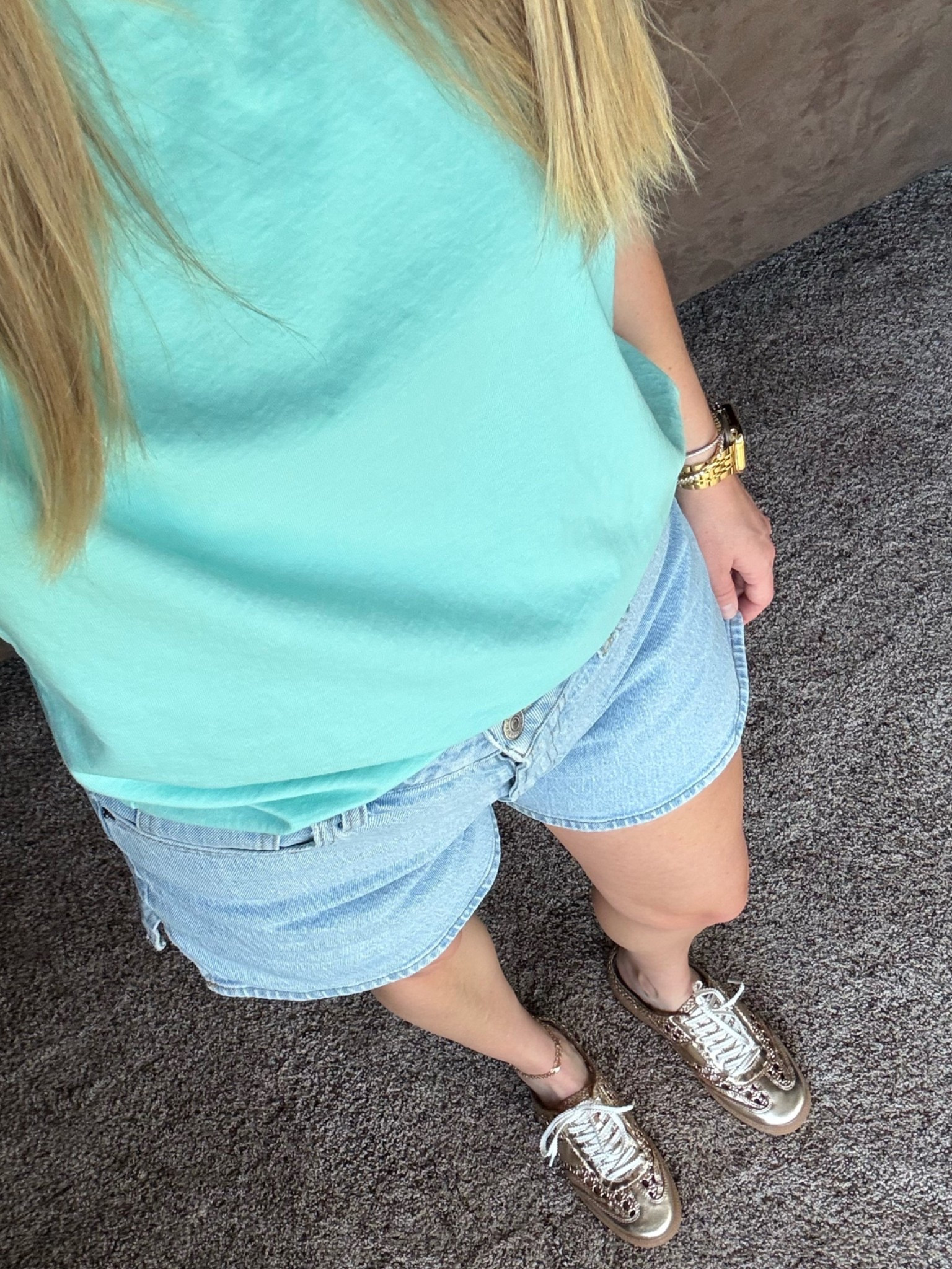 So nice, I bought it twice. (Bc I got a weird stain on this shirt)

Also sharing my other recent @jcrew purchases. (The Rollneck and 2 tshirts I also have in Candlelight)

#LTKootd #LTKmomlife #LTKOver40