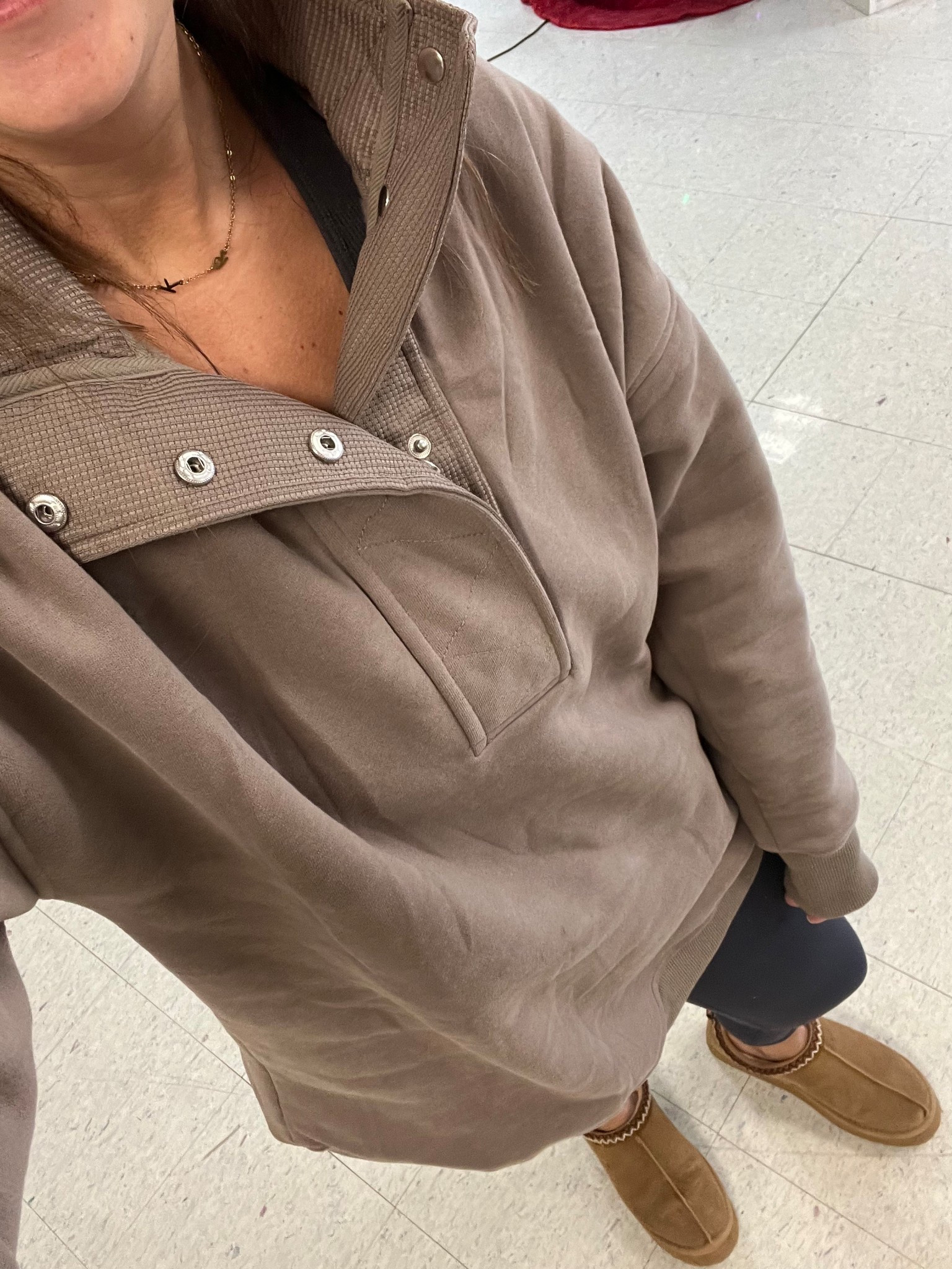 this sweatshirt 😍

#LTKmomlife #LTKFindsUnder50 #LTKActive