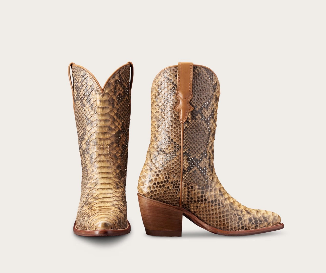 Sassy brown cowboy boots 👢 

#LTKShoeCrush