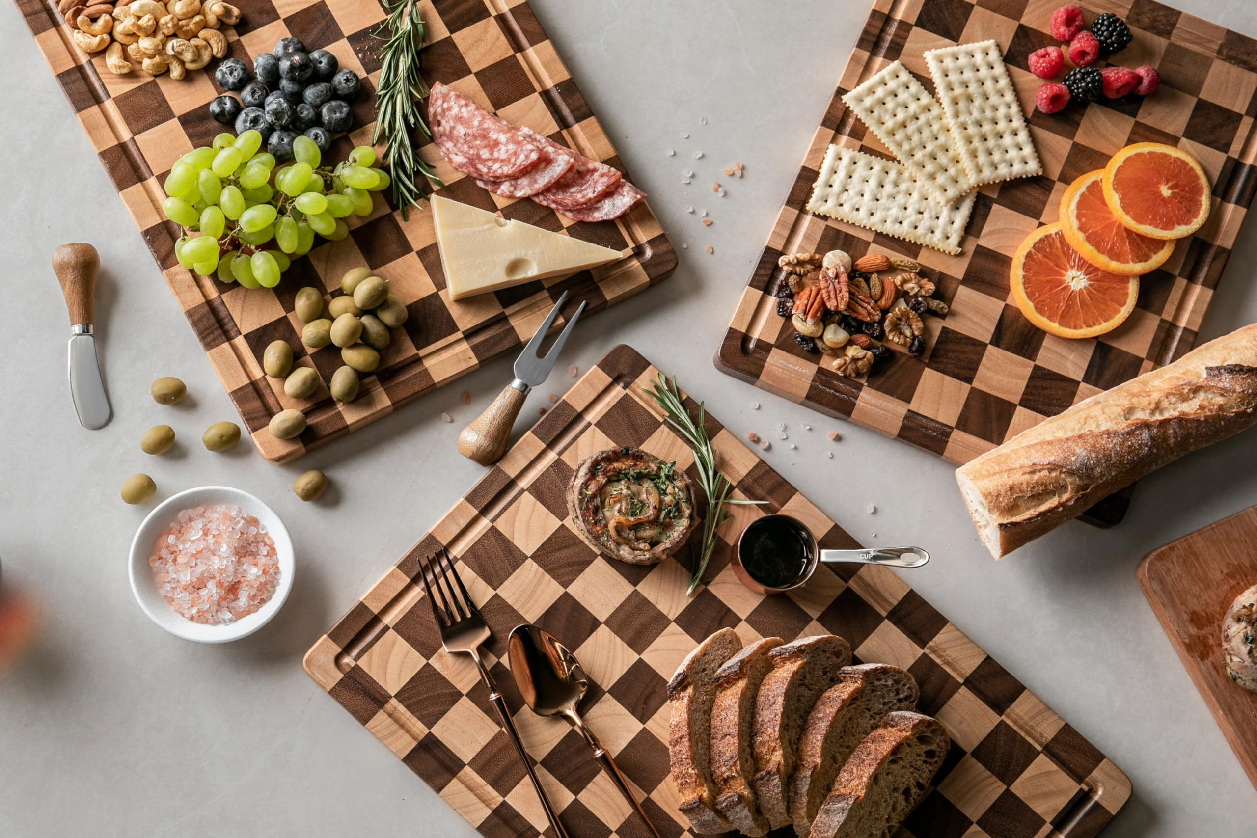 Cutting Boards for Kitchen, Checkered Cutting Board Upgraded, Acacia Wood Chopping Board with Jui... | Amazon (US)