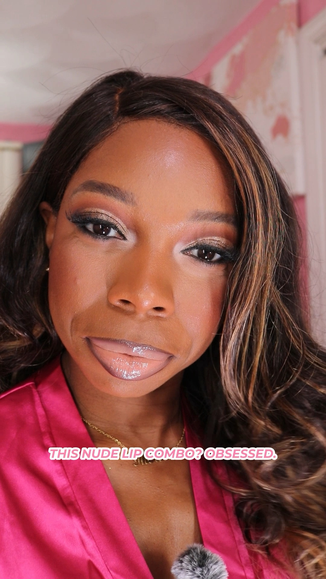 #AD Y’all, why we been sleep on Colourpop​⁠?! 😩 They sent me some goodies recently, and this is gonna be one of my go-to nude lip combos!

Lip Combo:
💖 LIP LINER | Pitch Lippie Pencil
💖 LIPSTICK | Cookie Lippie Stix
💖 LIP GLOSS | MAC “C-Thru” Lipglass

#LTKBeauty