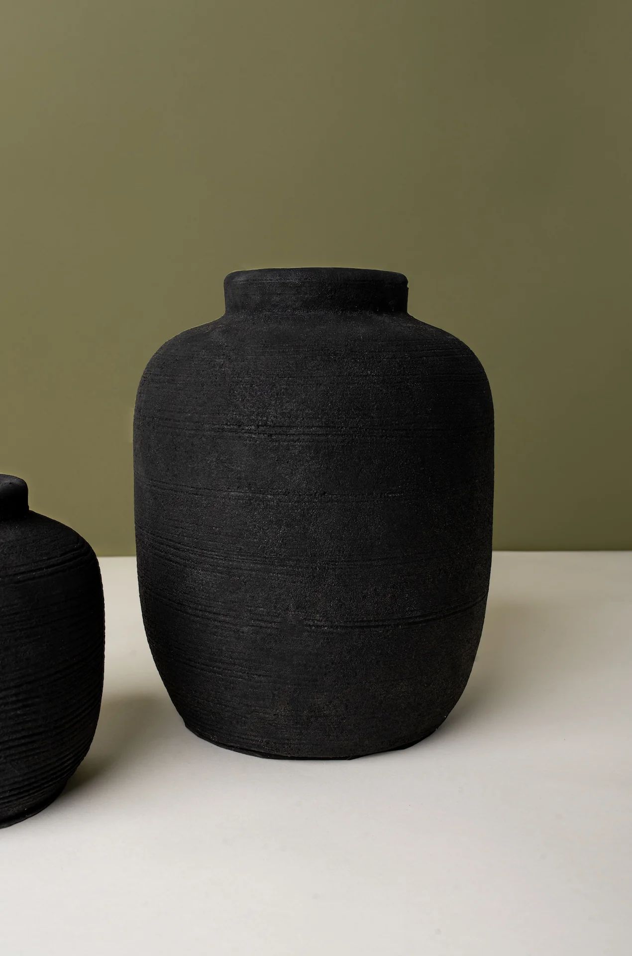 The Peaky Vase - Black - L | Joy Meets Home
