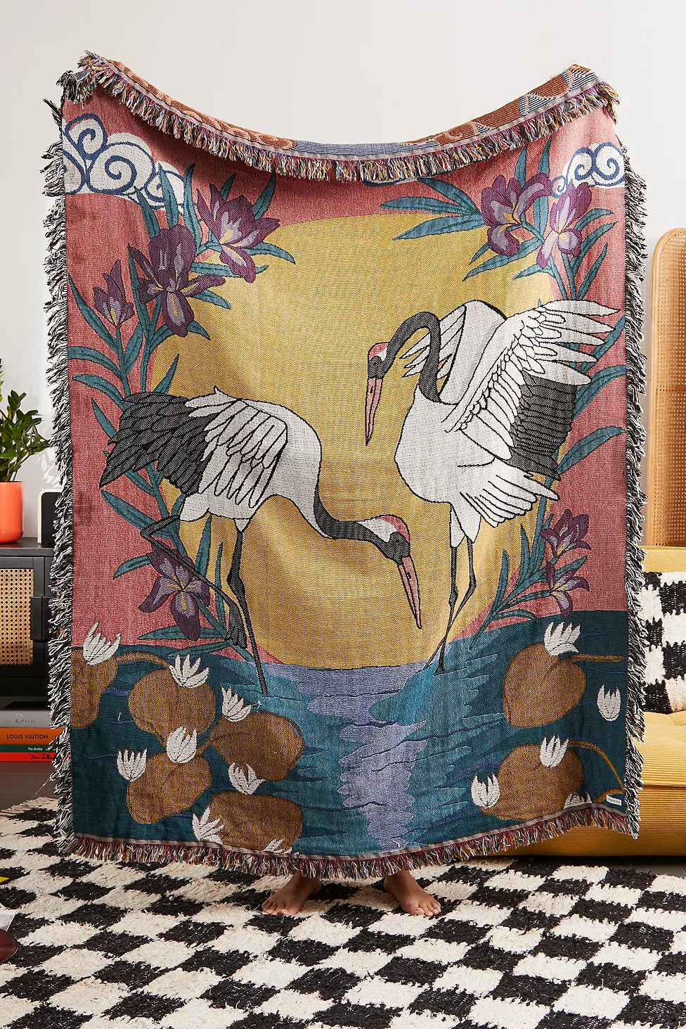 Calhoun Crane Art Throw Blanket | Urban Outfitters (EU)