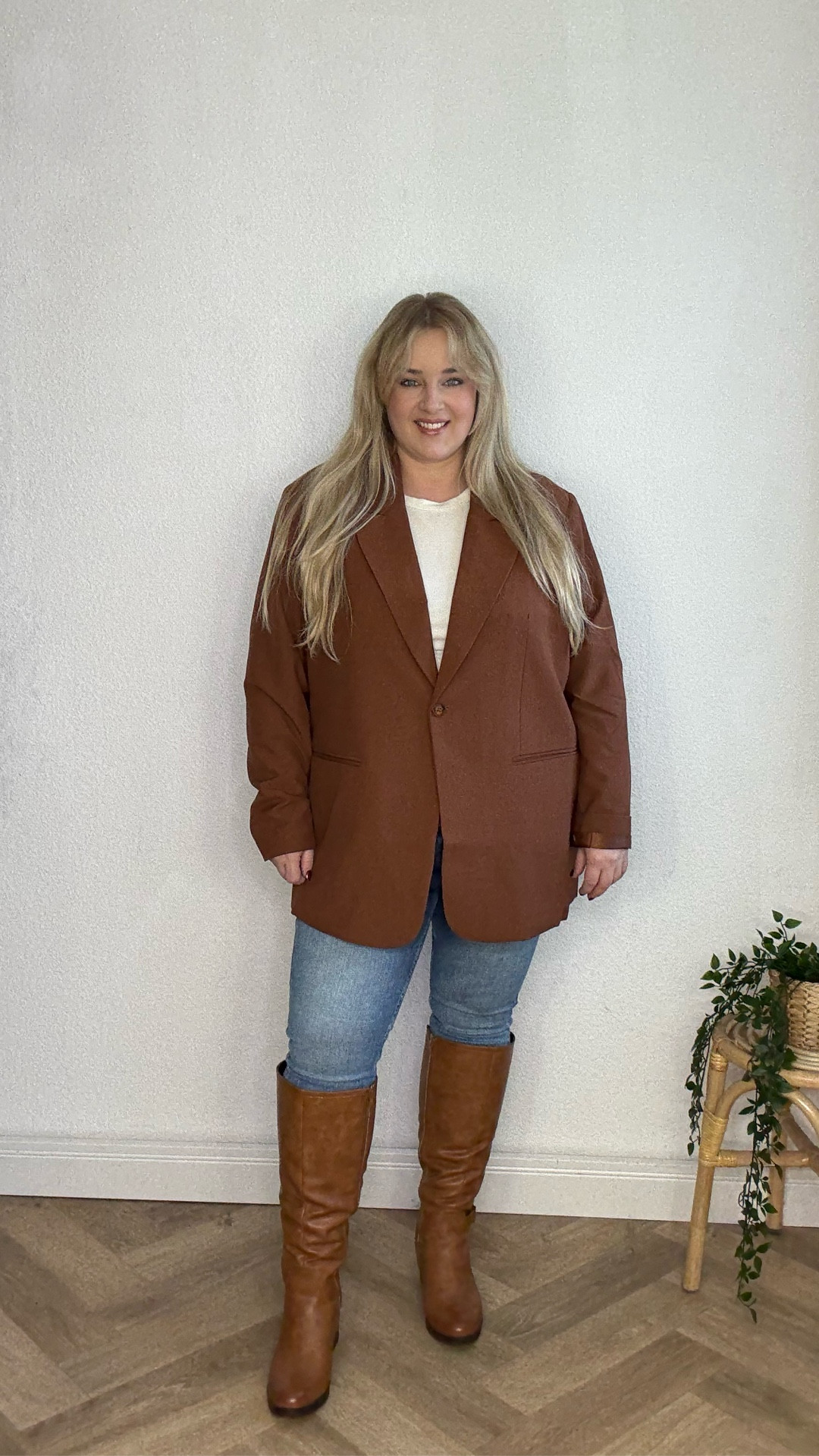 Skinny Jeans 💙 

#skinnyjeans #jeans #denim #stiefel #weitschatstiefel #dickewaden #blazer

#LTKCyberWeek #LTKwinter #LTKplussize