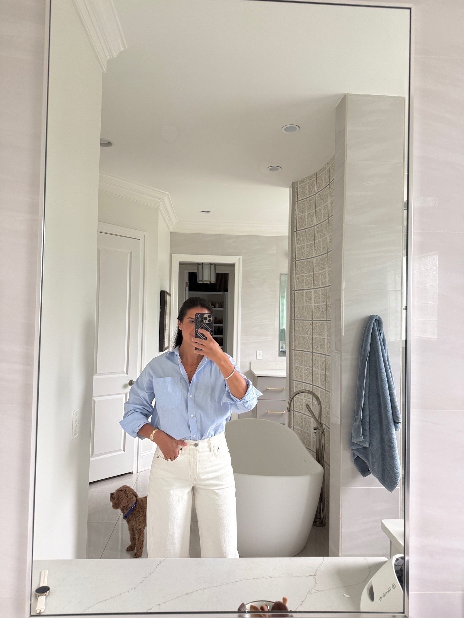 Poplin shirts are sooo in!!

tts: M

barrel jeans, poplin shirt, button down shirt, workwear, casual outfit, business casual, grace white

#LTKootd #LTKSeasonal #LTKgrwm