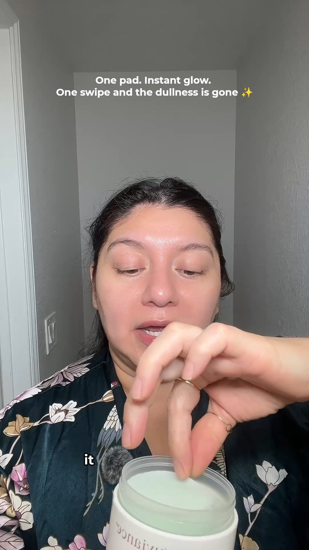 At 40+, I want skincare that works… not hype.
One swipe of SkinRise Morning Glow and my skin looks rested, hydrated, and naturally radiant.
This is what ‘well cared for’ skin looks like.


#LTKFindsUnder100 #LTKOver40 #LTKBeauty