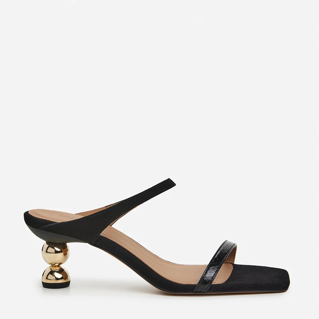 Ali Leather Black | Flattered