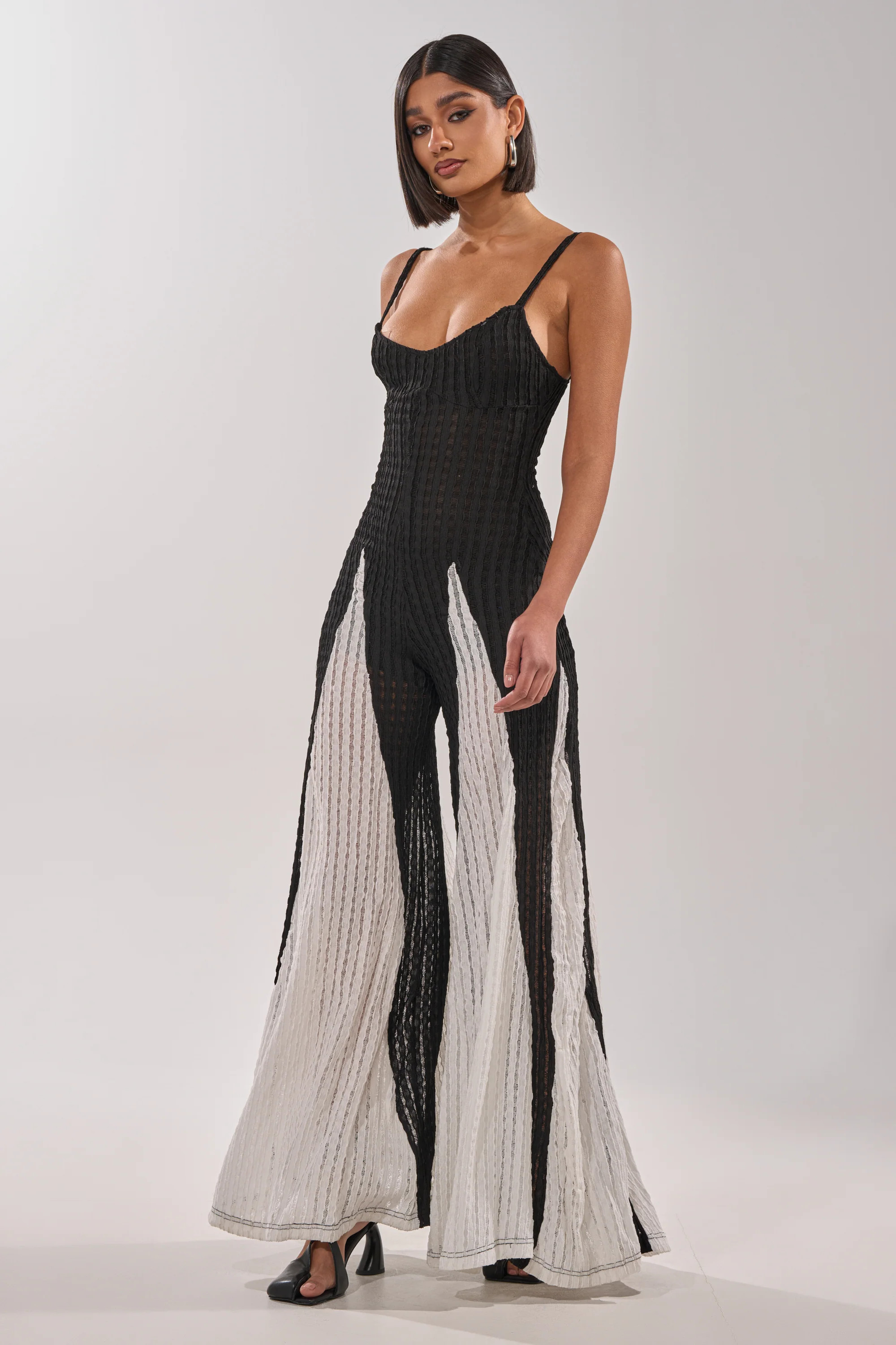 ALL DAY EVERYDAY COLOR BLOCK WOVEN JUMPSUIT | AKIRA
