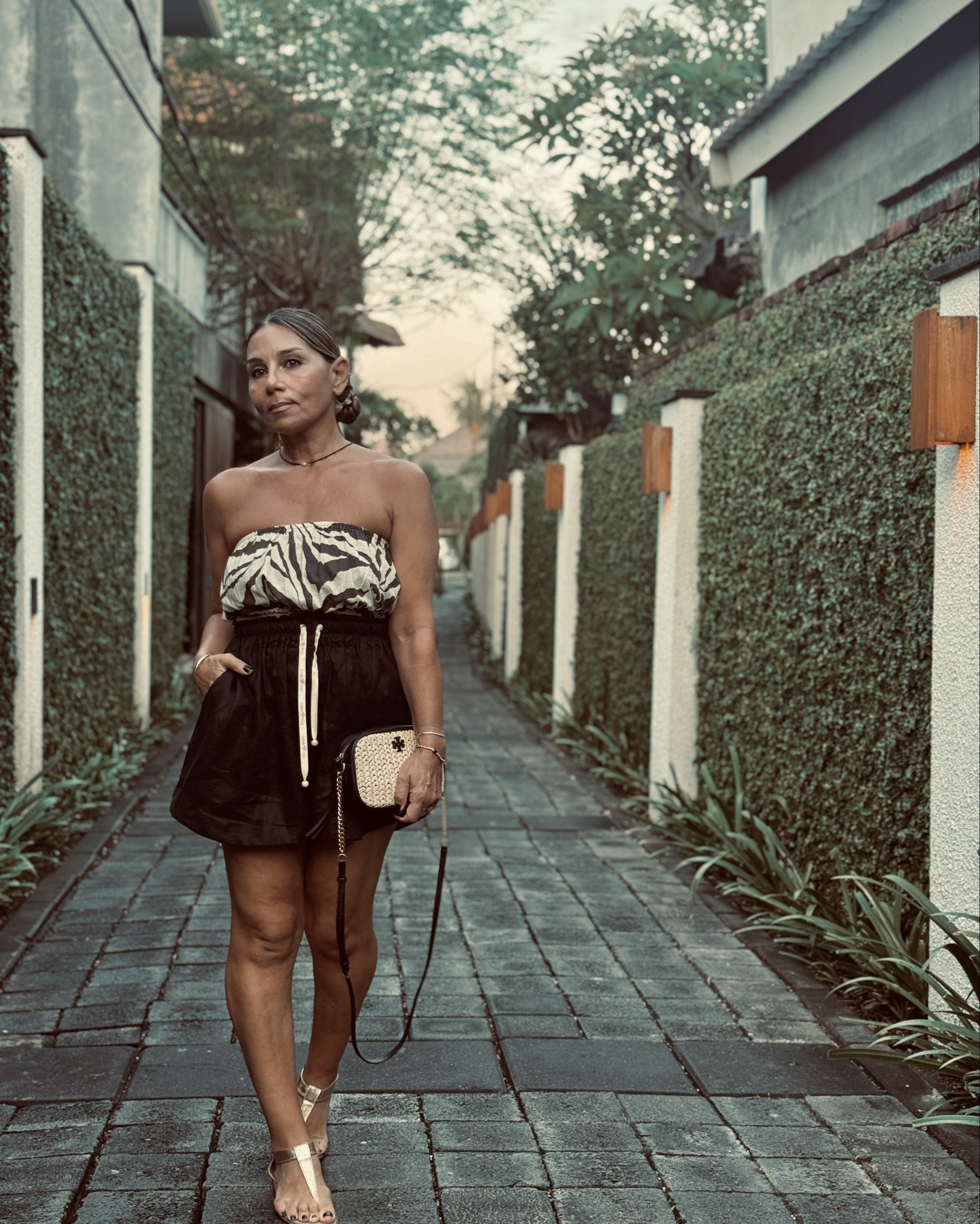 When in Bali, forget hair tools, foundation and heels 🌴🌺


#LTKootd #LTKOver40 #LTKTravel