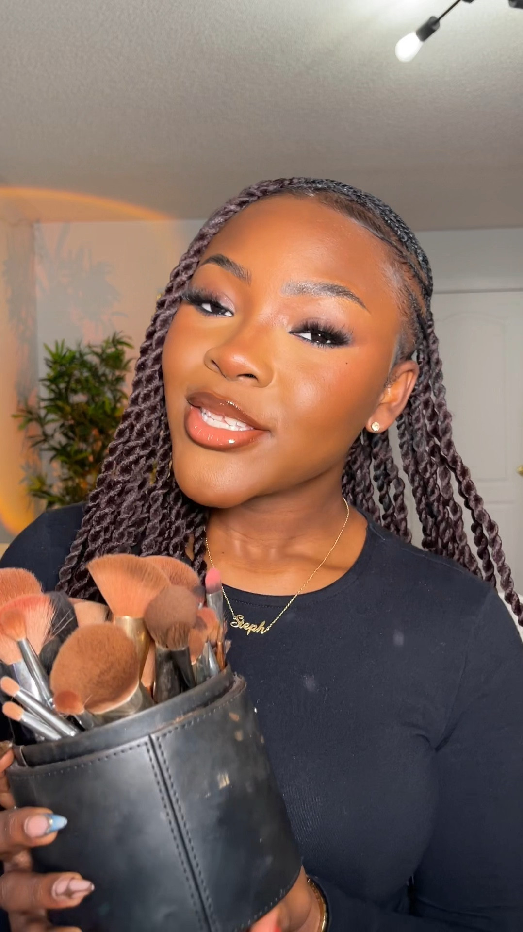 Makeup brushes you need as a beginner. Some brushes I used have been discontinued so I’ve linked similar ones and a brush set that I highly recommend💗

#LTKbeauty #LTKxSephora #LTKGiftGuide