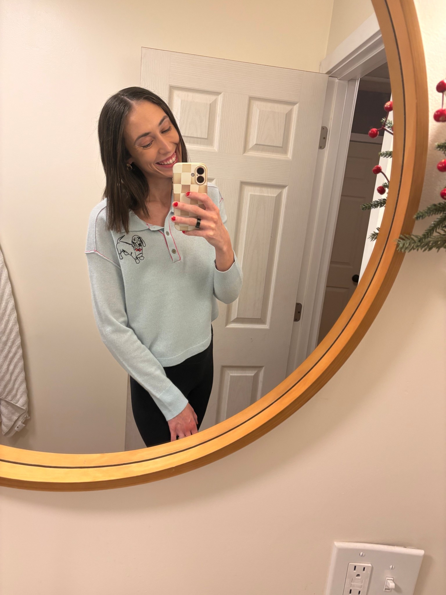 Is this not the cutest sweater you ever did see?! Would make the perfect Christmas gift!! 😍😍

#LTKgrwm #LTKootd #LTKGiftGuide