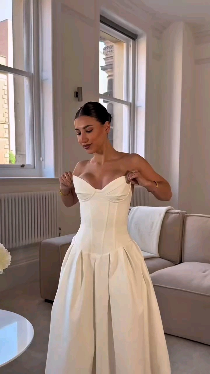 One dress, endless summer memories.Get ready to twirl through the season in style.

#LTKdresses #LTKmidsize #LTKstyletip