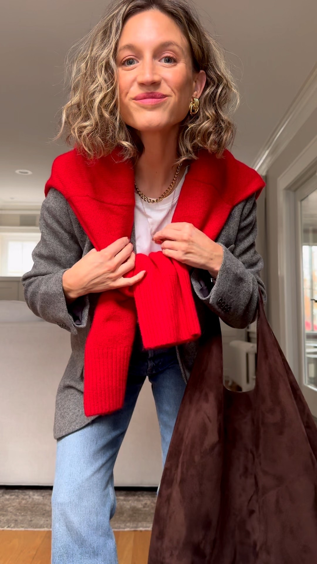 What I Wore: 11.20

Everlane tee, M, I sized up 2 sizes. Quince blazer, XS, TTS. H&M sweater, XS, TTS for an oversized fit. Agolde denim, 24, I took my smaller size, they relax with wear. Madewell boots, TTS. Gap bag  

#LTKOver40 #LTKPetite #LTKootd