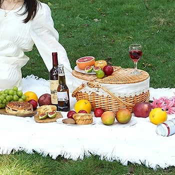 Wicker Picnic Basket with Removable Liner, Empty Picnic Baskets with Lid, Vintage-Style Picnic Ha... | Amazon (US)