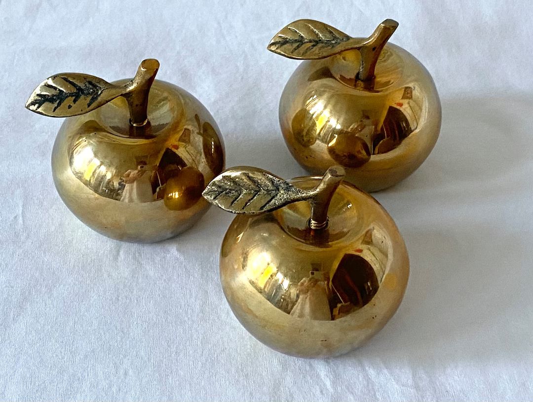 ONE Vintage Cute Brass Apple Bell Decor - Dinner Teacher Assistance | Etsy (US)