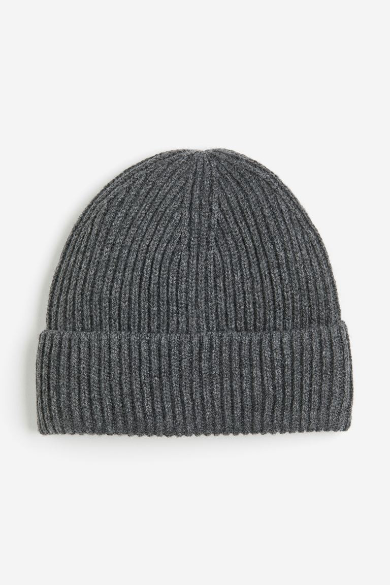 Rib-knit hat | H&M (UK, MY, IN, SG, PH, TW, HK)