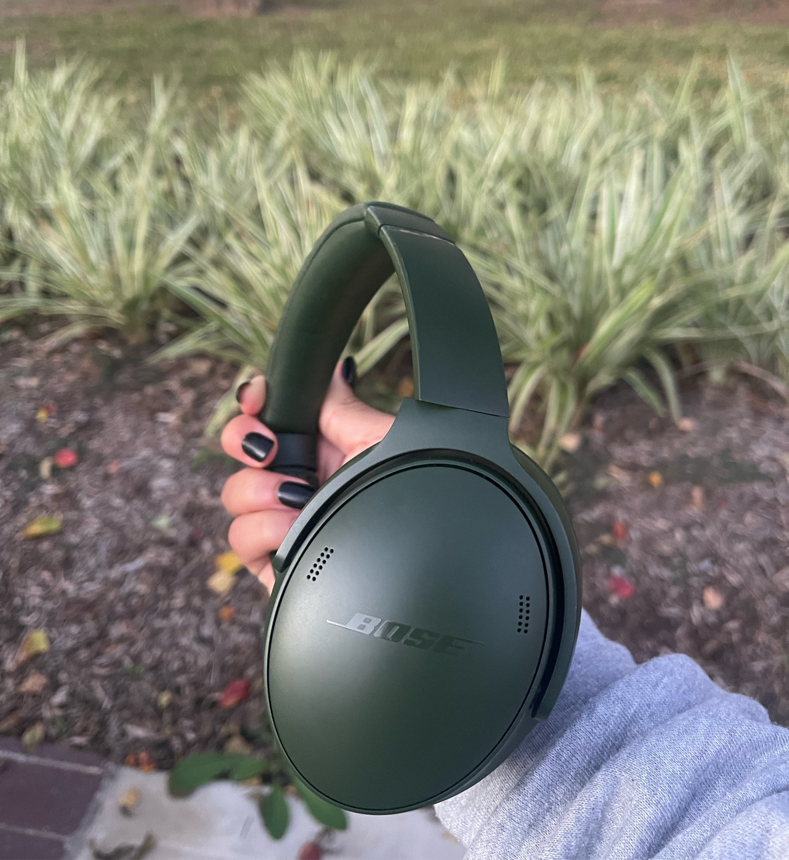 Bose QuietComfort Headphones

favorite headphones for school, traveling, or taking walks around the neighborhood :) 

#LTKHoliday #LTKGiftGuide #LTKTravel
