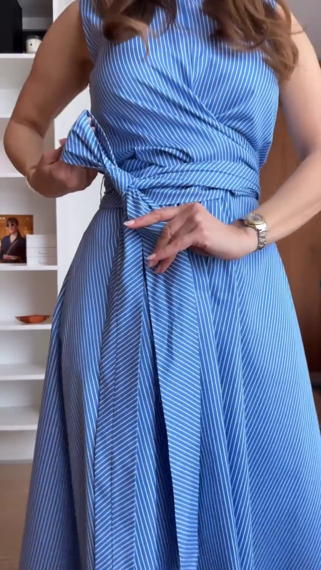 I’ve never met a striped dress I didn’t like.💙 This one is fabulous, works for any occasion, the fabric feels so good on the skin. I’m wearing a size FR38.

#LTKOver40 #LTKWorkwear #LTKSeasonal