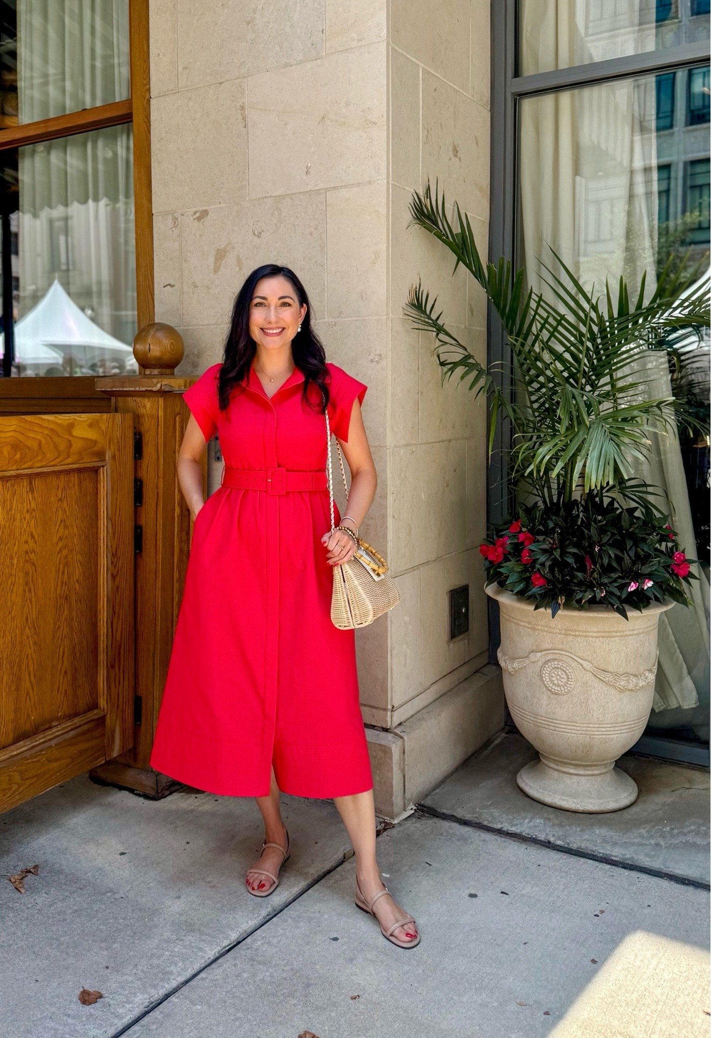 One of my favorite summer dresses ❤️

Wearing size small but should have sized up to medium for my bust 
Tan sandals size 7

Red dress 
Summer dress 
Vacation dress 
Brunch outfit 
Midi dress
Classic style