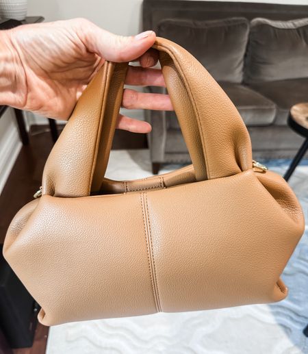 Amazon handbag in a beautiful style. Perfect for summer! 

#LTKItBag #LTKFindsUnder50 #LTKStyleTip