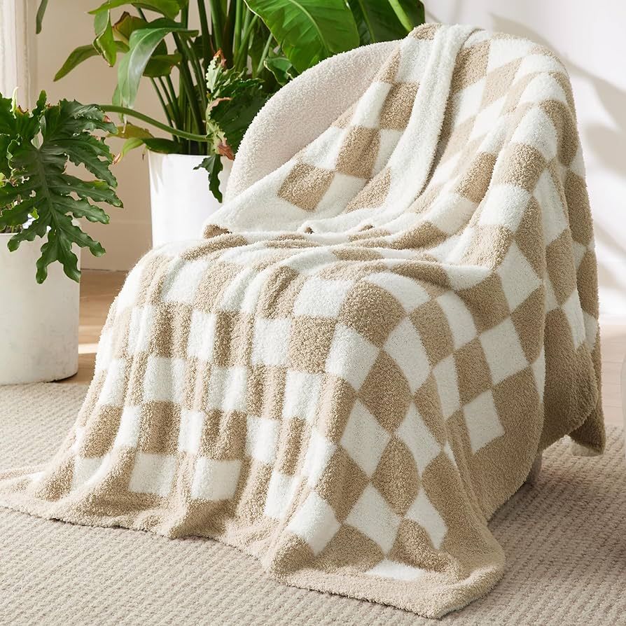Bedsure Checkered Throw Blanket - Super Soft Knit Throw Blanket, Warm Cozy Fluffy Lightweight Spr... | Amazon (US)