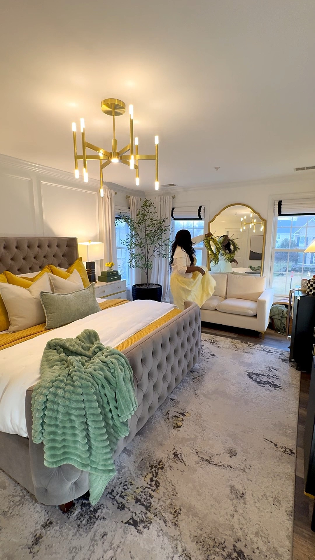 I didn’t expect this yellow and green to pop in my bedroom with grey 👌🏾💚 summer bedroom refresh inspo #bedroomdecor #wayfair

#LTKSaleAlert #LTKHome #LTKSeasonal