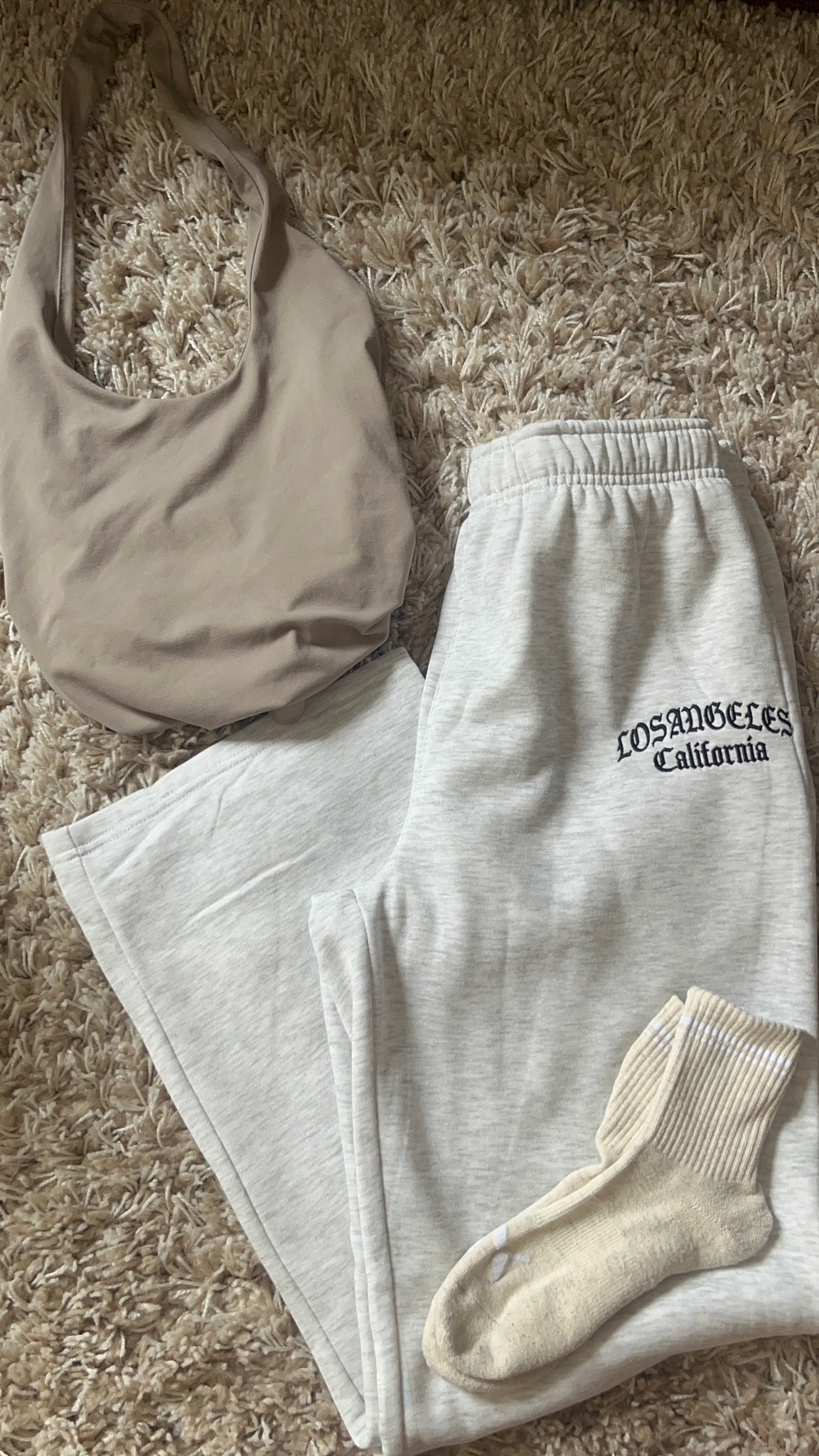 Fall cozy lounge at home outfit ✨🤎

#LTKActive #LTKStyleTip #LTKHoliday