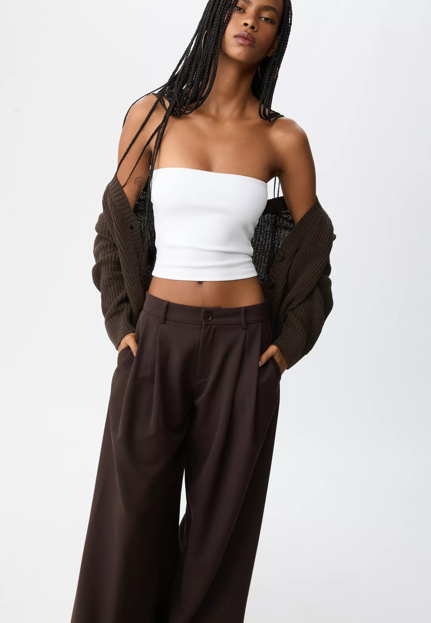 Wide leg smart trousers with darts | Stradivarius (UK)