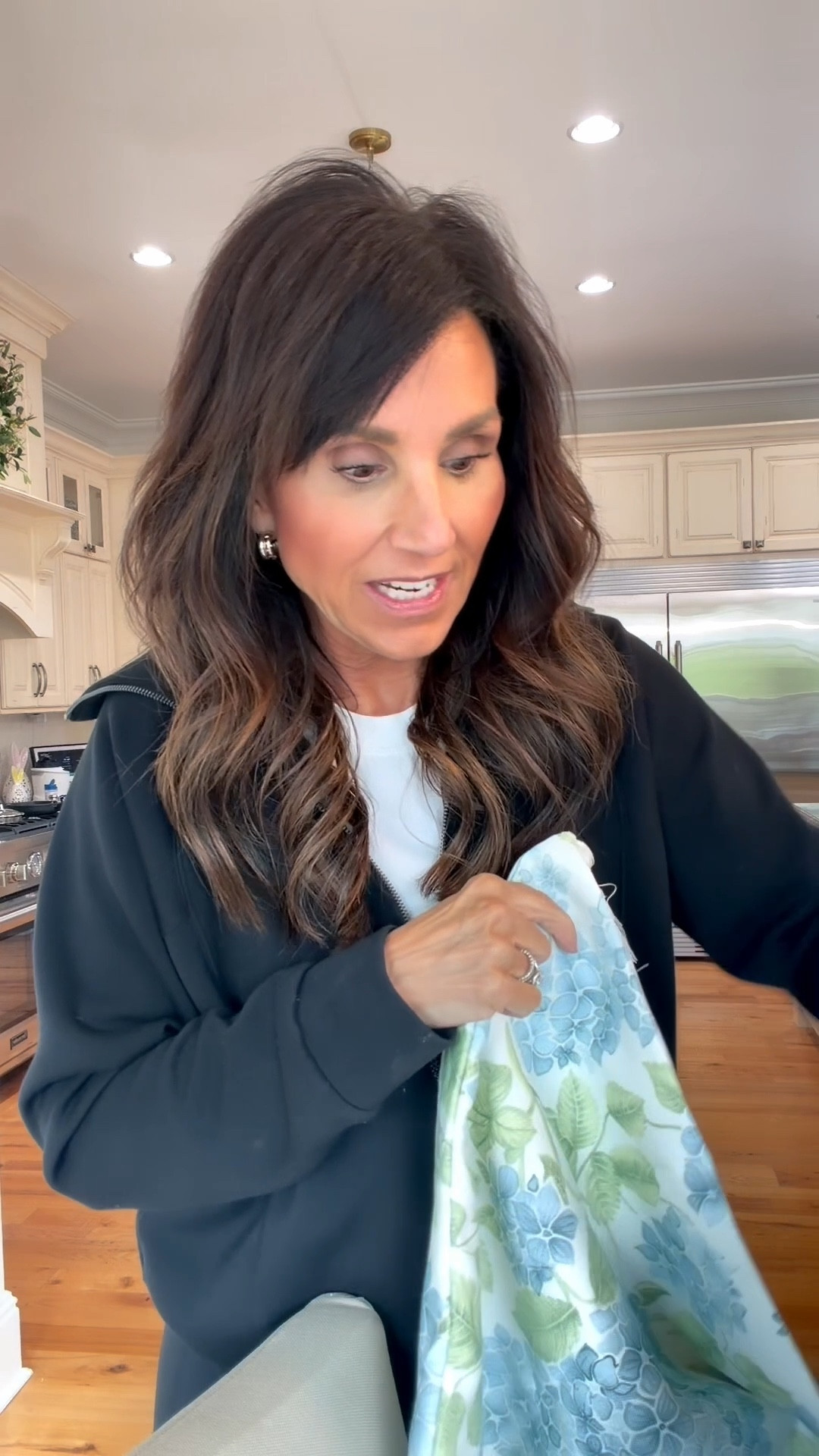 Spring decorating 

#LTKHome #LTKSeasonal