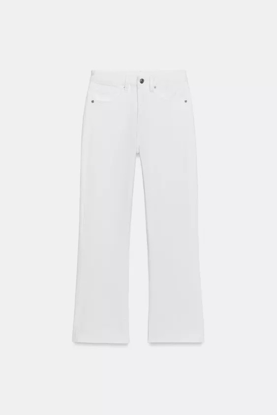 HIGH-WAIST - CROPPEDHigh-waist jeans with a five-pocket design. Featuring cropped flared hems wit... | Zara UK