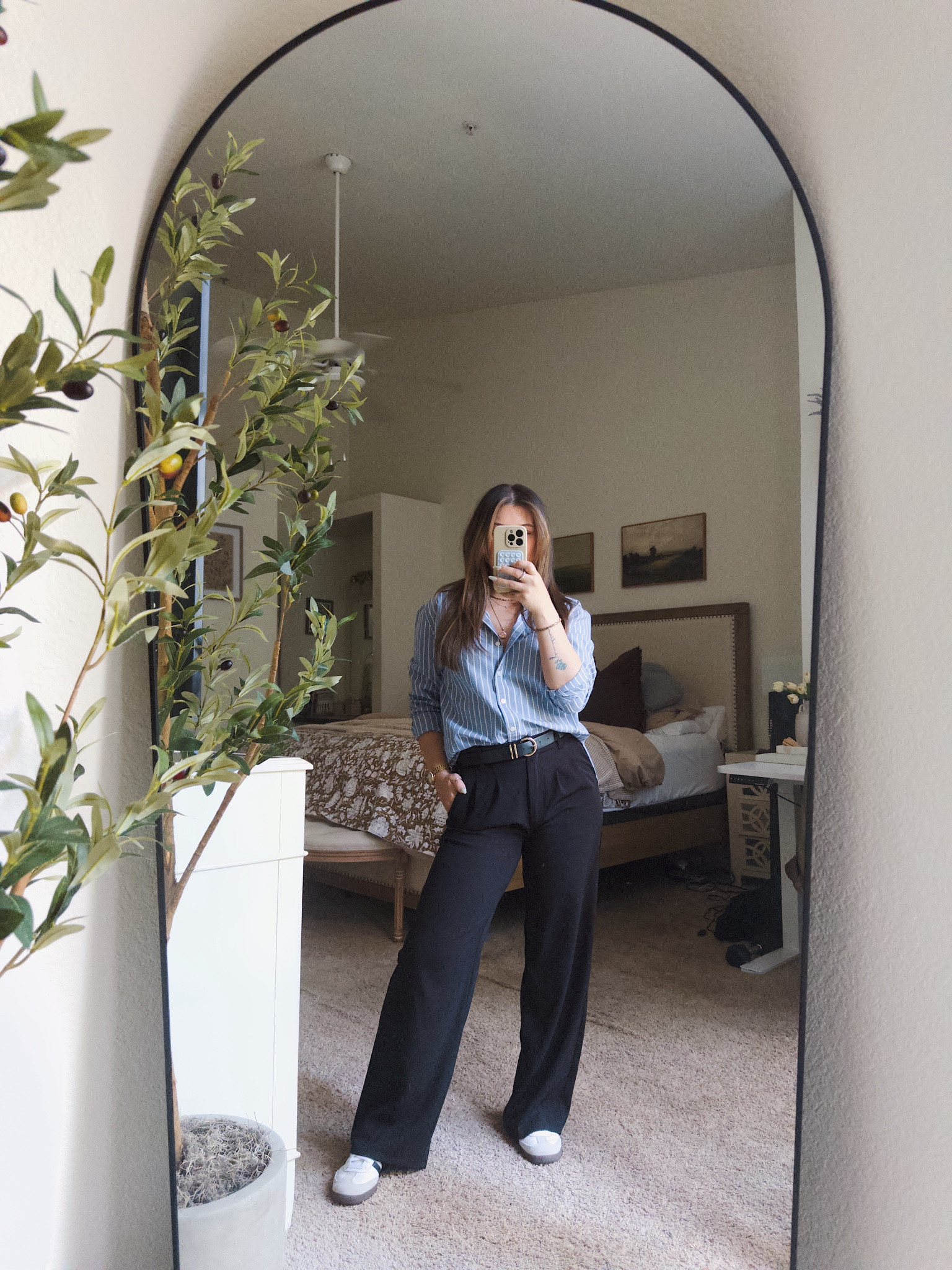 Must have items in your closet: Button Down & Trousers.

These trousers are my favorite! I have in multiple colors. I did have to get them hemmed with my 5’2 height by 1-2 inch. 

#LTKStyleTip #LTKWorkwear #LTKFindsUnder100