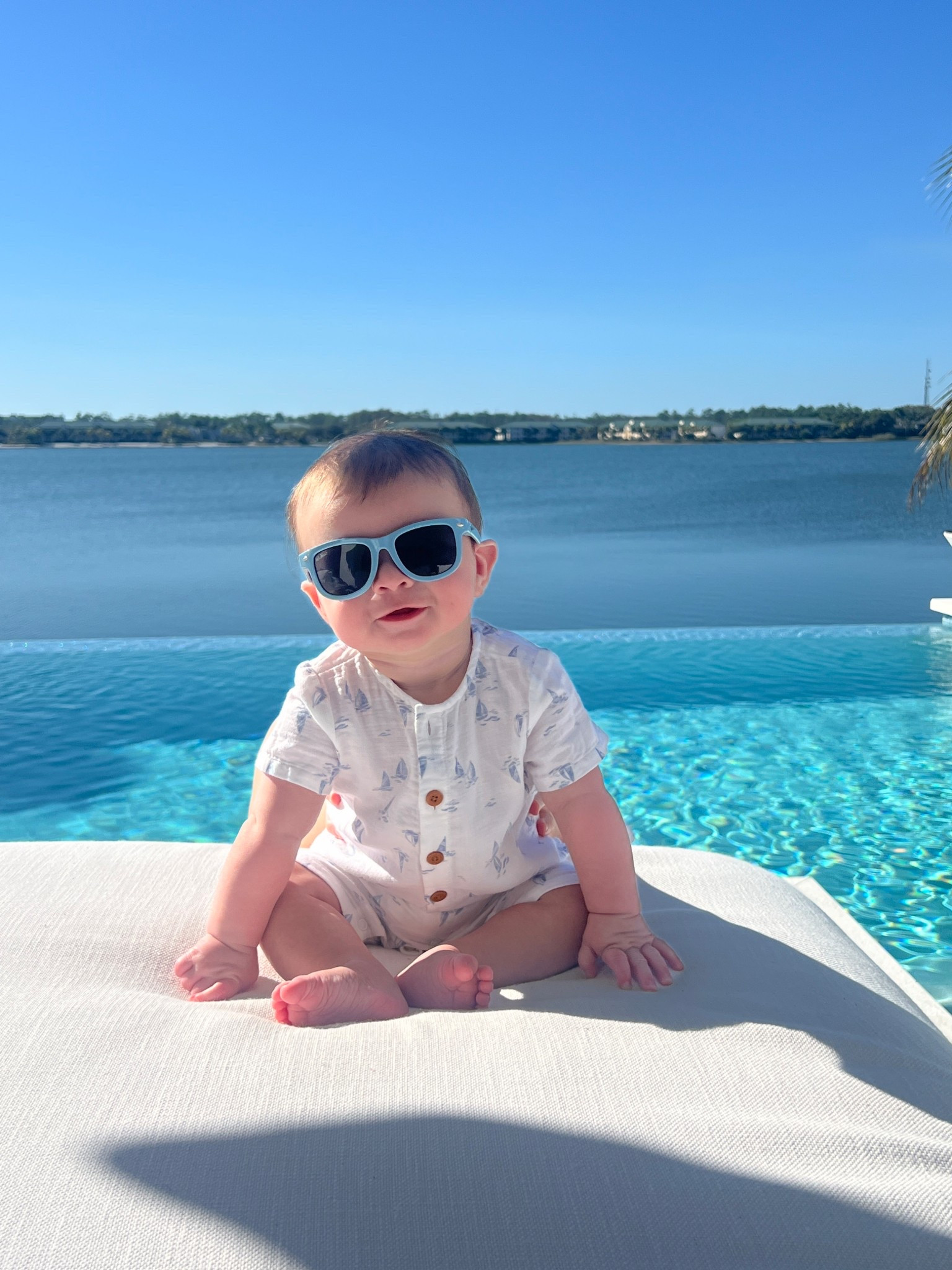 Sunny moments ☀️ 

#LTKTravel #LTKBaby #LTKmomlife